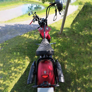 Bluetooth Lautsprecher im Auspuff-Look – montiert am Rockbike E-Chopper